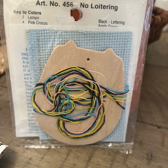 Vintage cross stitch patterns - Picture 5 of 6